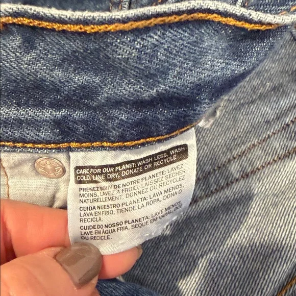 Levi's Women's High-Rise Straight Crop Jeans - Blue - Picture 9 of 10